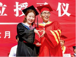 副校长邵晓康
